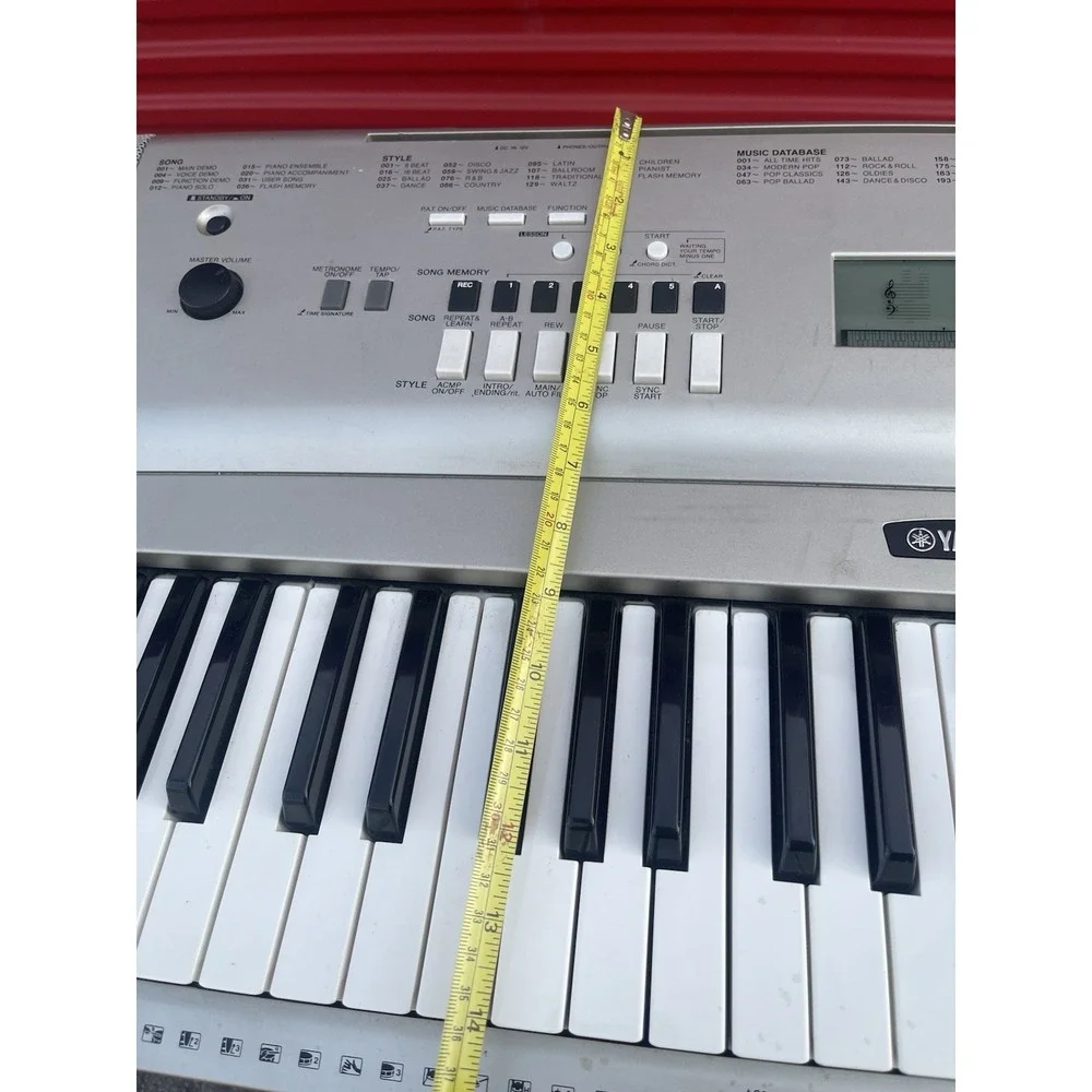 Yamaha YPG-235 76-Key Keyboard Piano w/ Stand & Case Tested Works